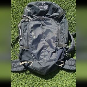 Edwin Redwing 32 Dark Gray Backpack